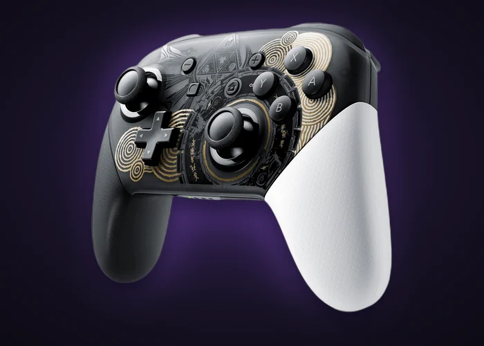 Wireless gaming controller